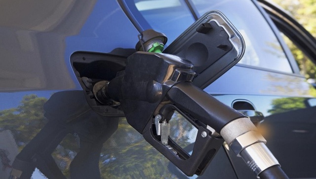 油价公告板，国际油价，成品油