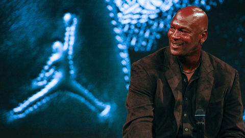 退居幕后16年，但迈克尔·乔丹依然屹立篮球鞋领域