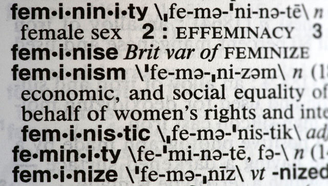 近三万人请愿呼吁牛津词典删除性别歧视相关词条