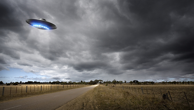 美海军首次承认曾拍到UFO视频：不能说是由外星人驾驶