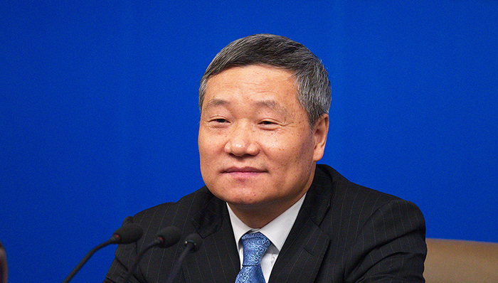 肖钢首次系统回应2015股市危机，纠正监管 