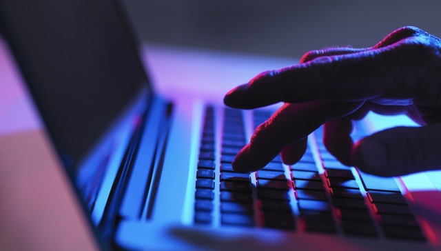 规模近千亿元，无孔不入的“网络黑产”需加强治理