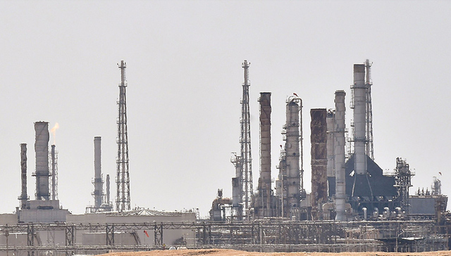 小国也有攻击战略，沙特石油设施遭袭凸显石油业脆弱