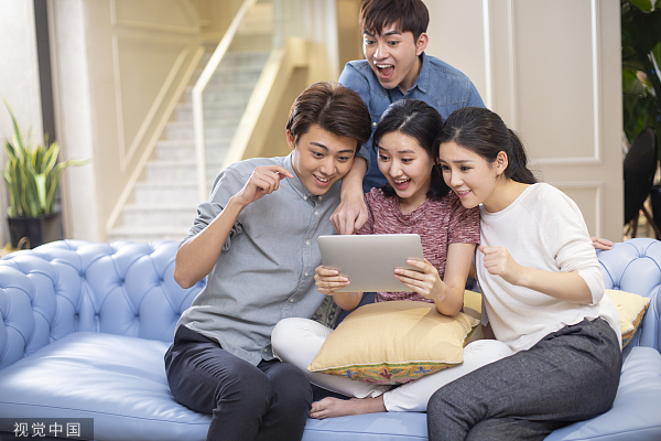 YouTube上的“李佳琦”，卖货月入最高683万美元