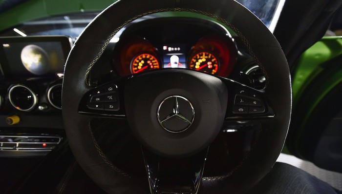 宝马、奔驰、马自达、召回