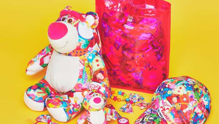 【是日美好事物】把《玩具总动员》穿出原宿风的联名，PUMA和TYAKASHA要到太空讲童话