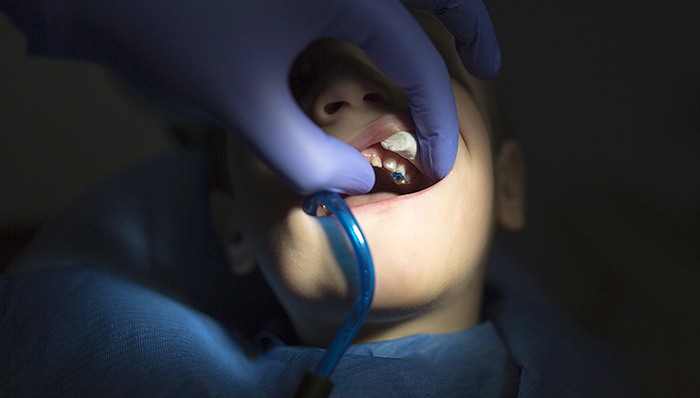 口腔护理,牙医,资本市场