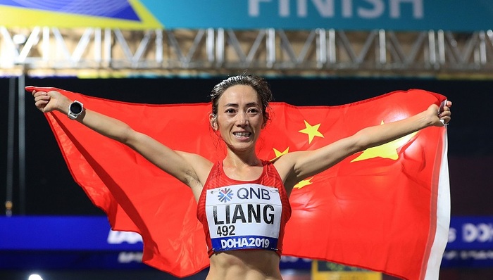 中国田径队摘多哈世锦赛首金：50公里竞走梁瑞夺冠