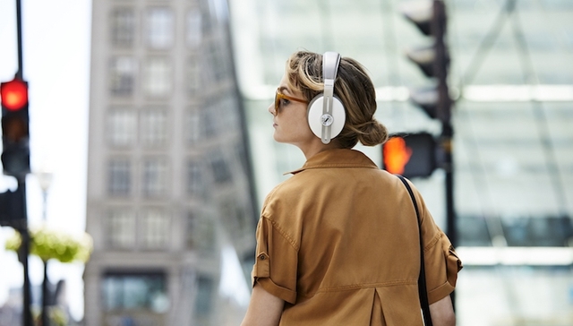 当你选择一款无线耳机时，到底在选什么？