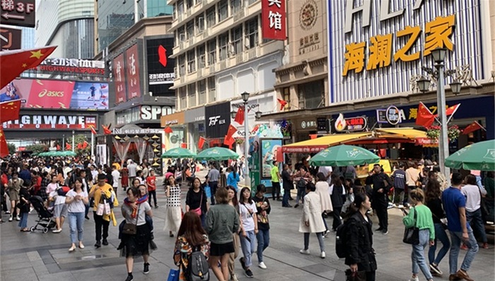 “十一”期间网联交易规模首次逆袭银联，6.3万亿交易总金额点燃消费市场