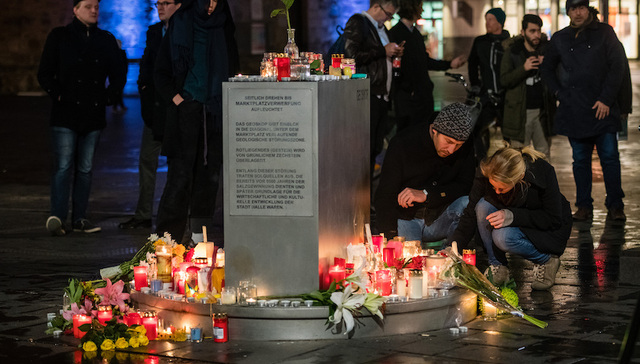 德国,枪击,犹太人,白人至上,直播,反犹主义