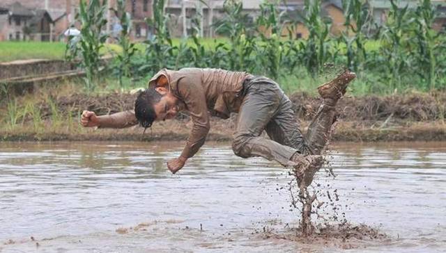 【10月沪京展览推荐】对于行为艺术的惯犯来说，受伤也是作品的一部分