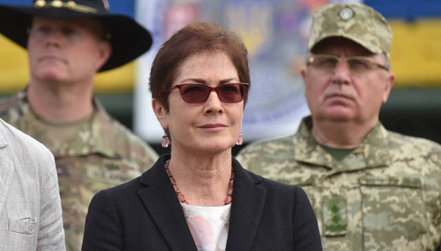 提前丢工作有隐情？美国前驻乌大使对抗白宫，为弹劾调查作证