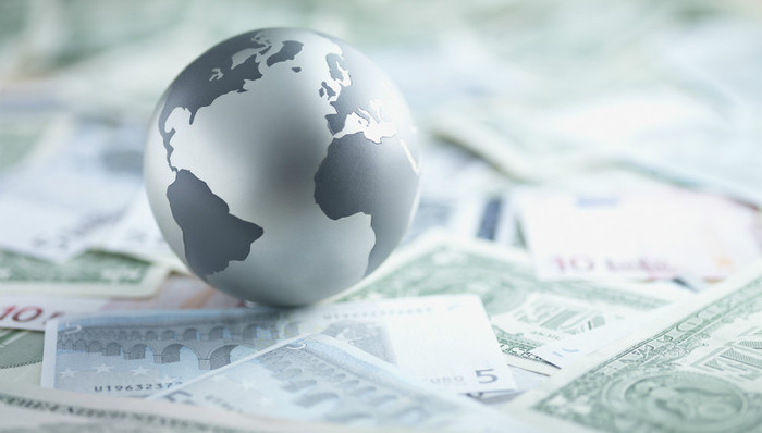 中国与世界共享发展“蛋糕”