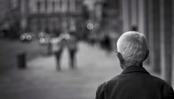 6位村民带头修桥却成失信人：后续资金由政府解决