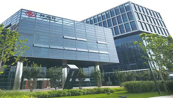 与牛市同行，指南针破局可期