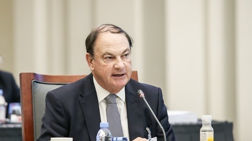 英国保诚董事长：鼓励中国金融科技公司和英国跨国企业之间开展商业合作