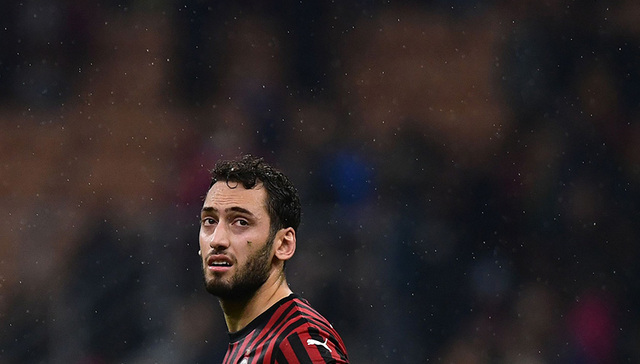 球场商场俩失意，AC米兰营收大跌、单季亏损1.45亿欧元