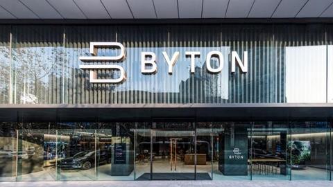 【深度】拜腾“掉队”