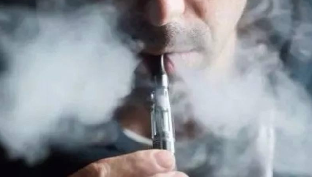制定新法规，能真正消除电子烟“危机”吗？