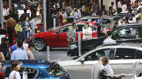 多个城市放宽汽车限购政策，“松绑”信号发出