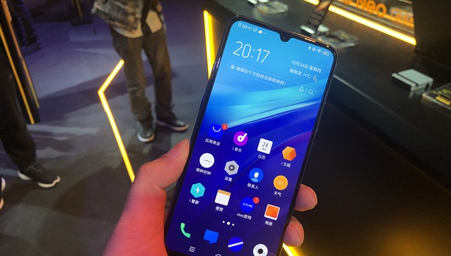 快看 | vivo发布主打游戏体验的iQOO Neo 855版手机，1998元起售