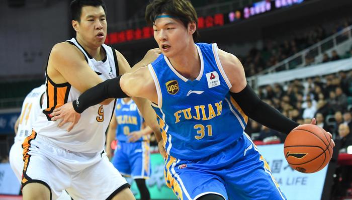 【20天20队】把跑轰进行到底！大王小斯劳森组三巨头，新赛季福建能走多远