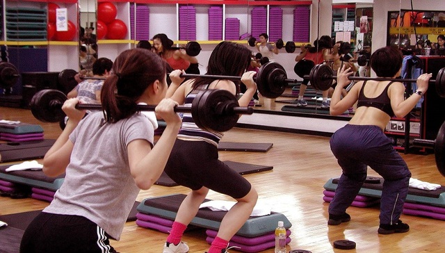 包胶,金字塔,手环,SPU,课程,浸塑,Keepland,凯德,快闪,零售品牌