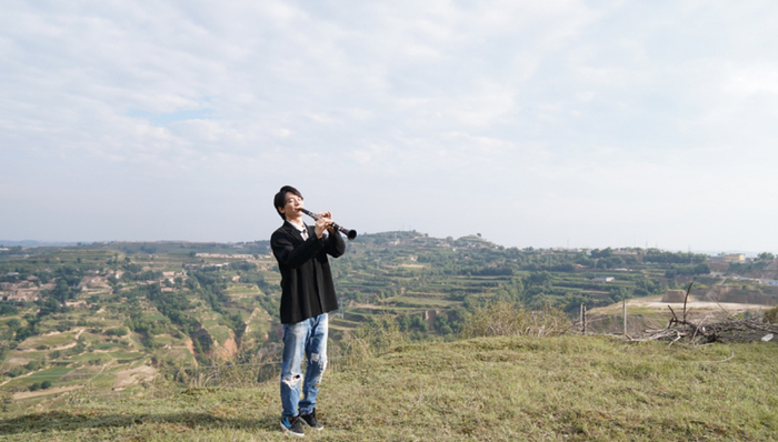 单簧管演奏家王弢：想看到不同的山落都有音乐会