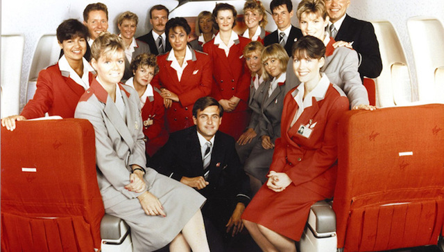 把机舱当T台秀场？万米高空的时尚大秀今后恐怕再难欣赏到了