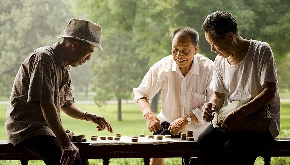 【深度】中老年互联网之困：大爷大妈的钱为什么不好挣了？