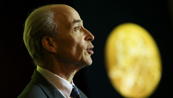 世界顶尖科学家论坛开幕，协会主席罗杰・科恩伯格致辞