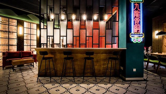 香港餐饮业凉凉，李嘉诚基金会捐2亿港元救火