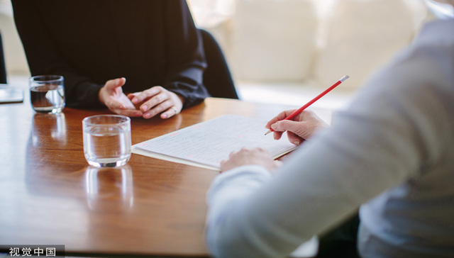 耶鲁报告揭发职场偏见：第一印象很重要，面试官前几秒钟做出决定