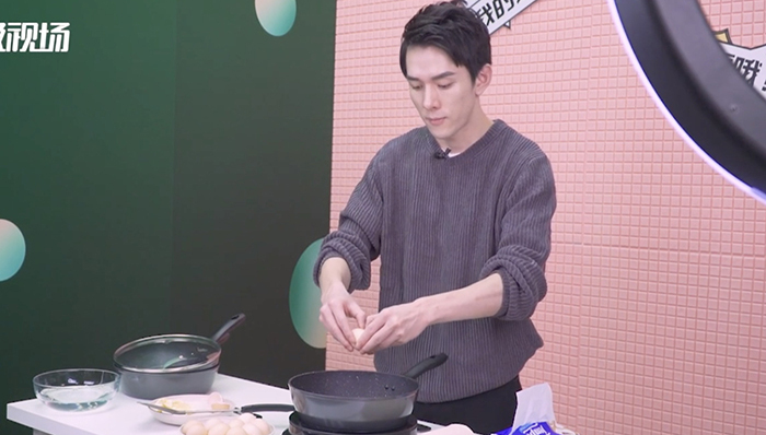 李佳琦，炊大皇