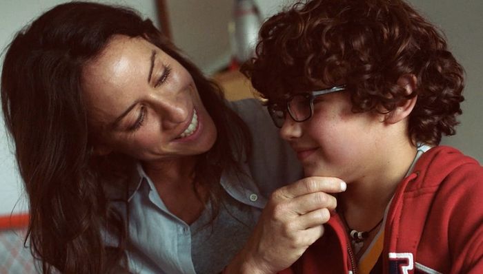 离圣诞节还有近2个月，节日广告大战已拉开序幕