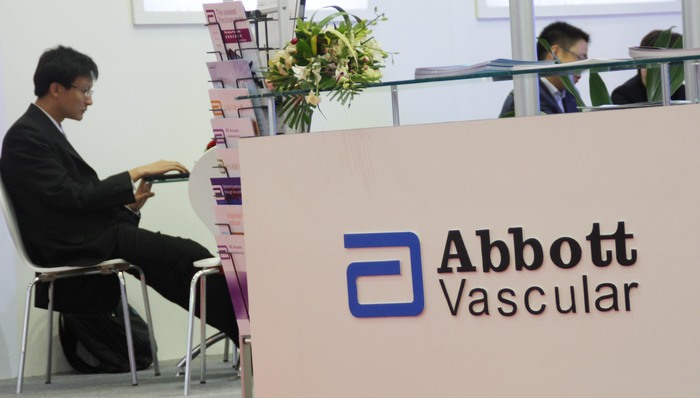 雅培一血液支持系统仪器已造成44人受伤1人死亡，FDA进行最为严重的“一级召回”