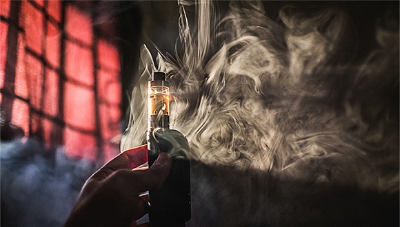 通告,电子,经济信息联播,时尚,吸烟率,视频,京东,监管部门,市场监督