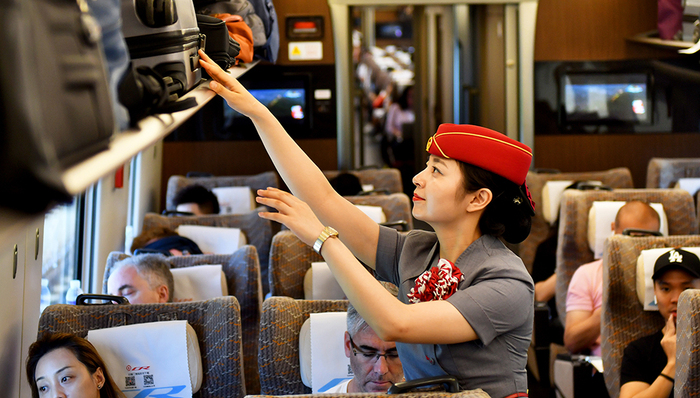 铁路票价调整：放开动车组定价，继续管控普速列车硬卧硬座票价