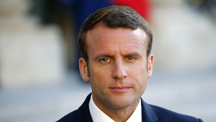 马克龙,默克尔,俄罗斯