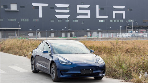 性能、配置不打折，我们与上海制造的特斯拉Model 3深度接触了下