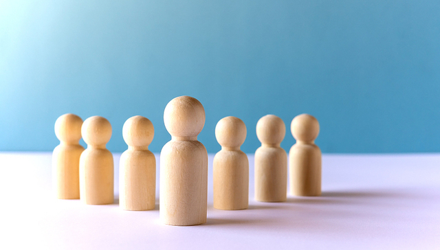 华住高层变动：季琦回归，张敏专注国际化