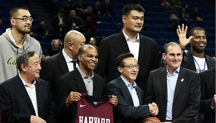 姚明助阵2019NCAA Pac-12中国赛