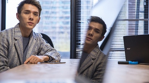 李佳琦被百雀羚“放鸽子”，主播与品牌之间的力量天平倾斜了吗？