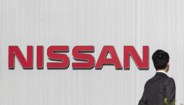 全球车企航母：利润暴跌70%，巨头驶向何方？