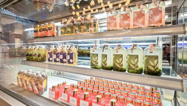 酷乐研究所 | 为什么茶饮品牌如此热衷开大型旗舰店？