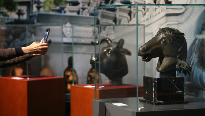 “马首”回家，折射盛世气象与孝亲心肠