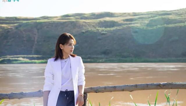 慢综艺“变脸”：生于烟火气，死于火药味