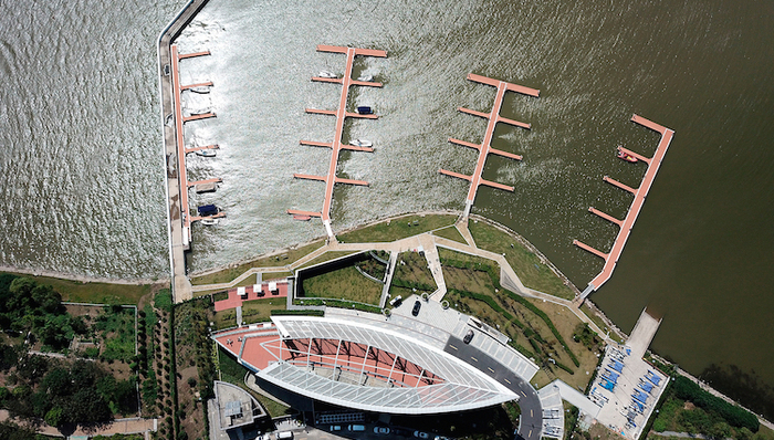 临港新片区，首单跨境船舶租赁项目