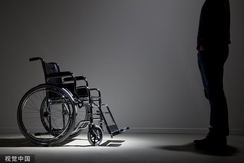 上海地铁拒绝残障人士进站？官方回应